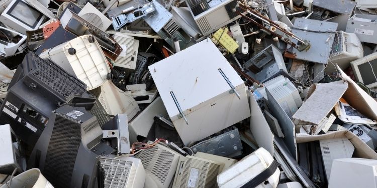 Why You Should Recycle E-Waste Properly – PC DREAMS