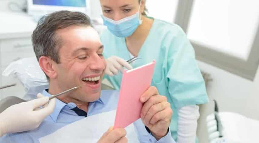7 Signs You Could Benefit From Dental Implants