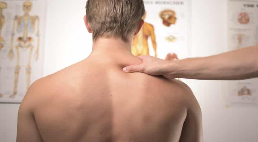 causes of upper back pain