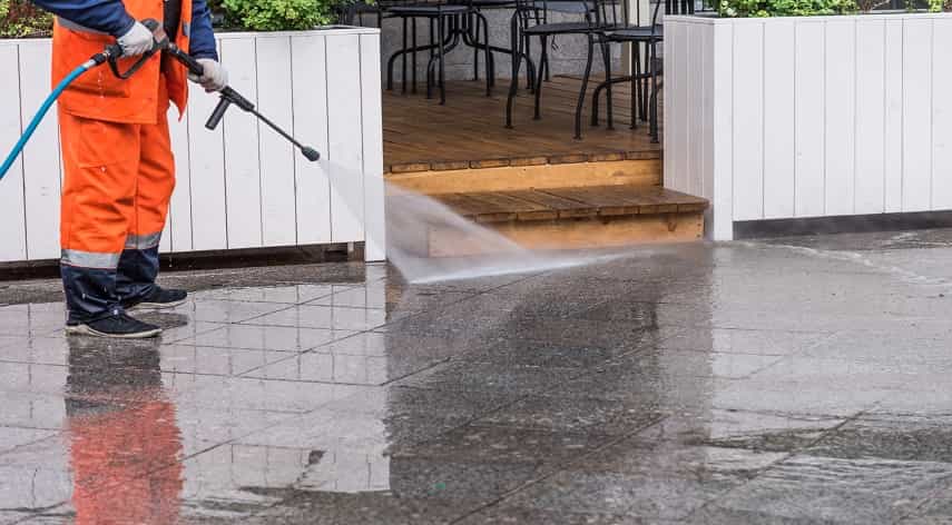 renting a pressure washer