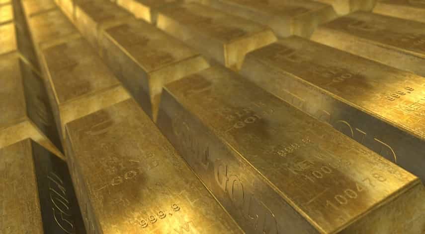 is it safe to invest in gold now-min